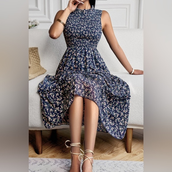 Floral Print Frill Trim Smocked Dress - Picture 4 of 4